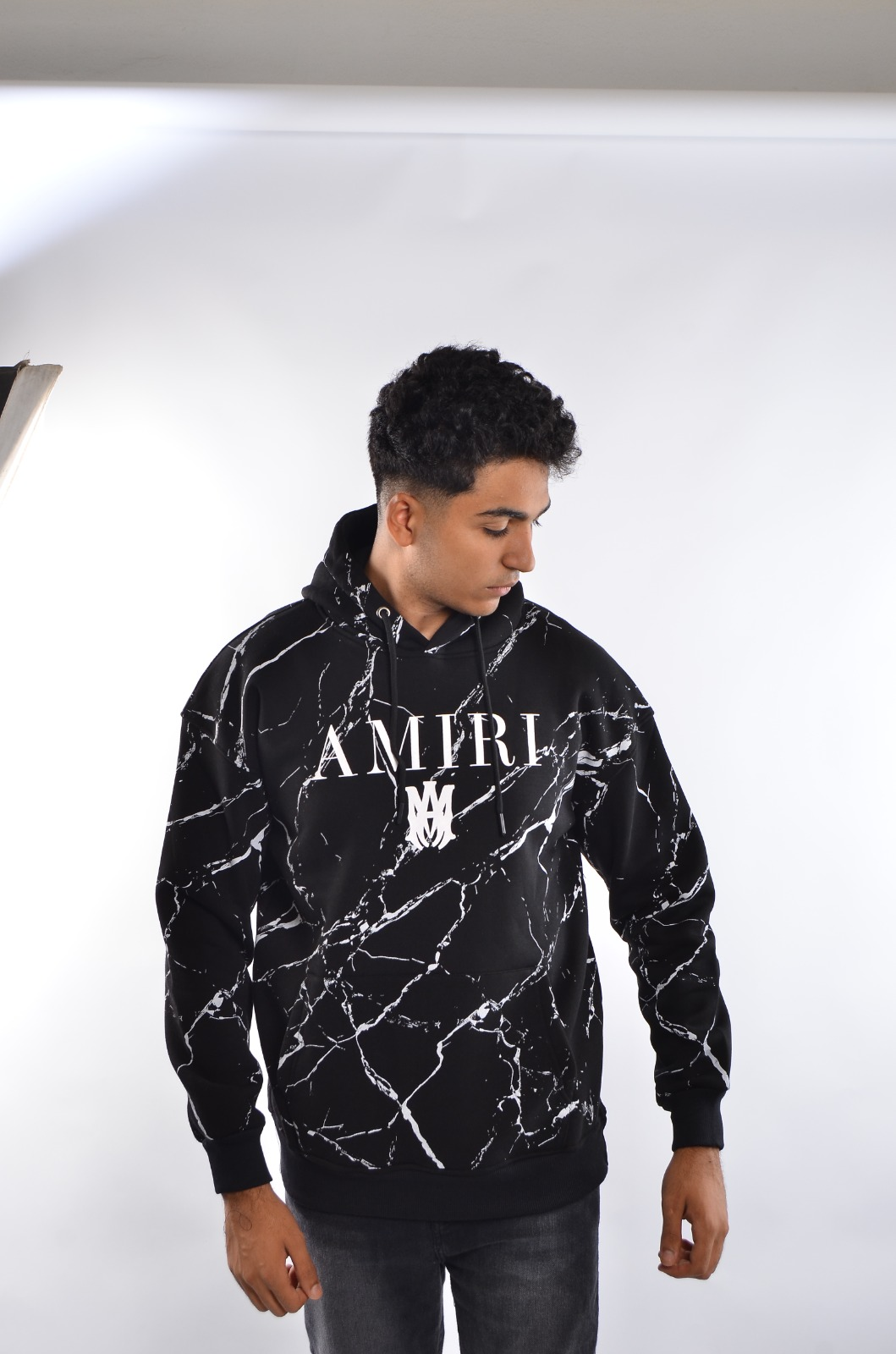 سويت شيرت تاي داي (AMIRI)