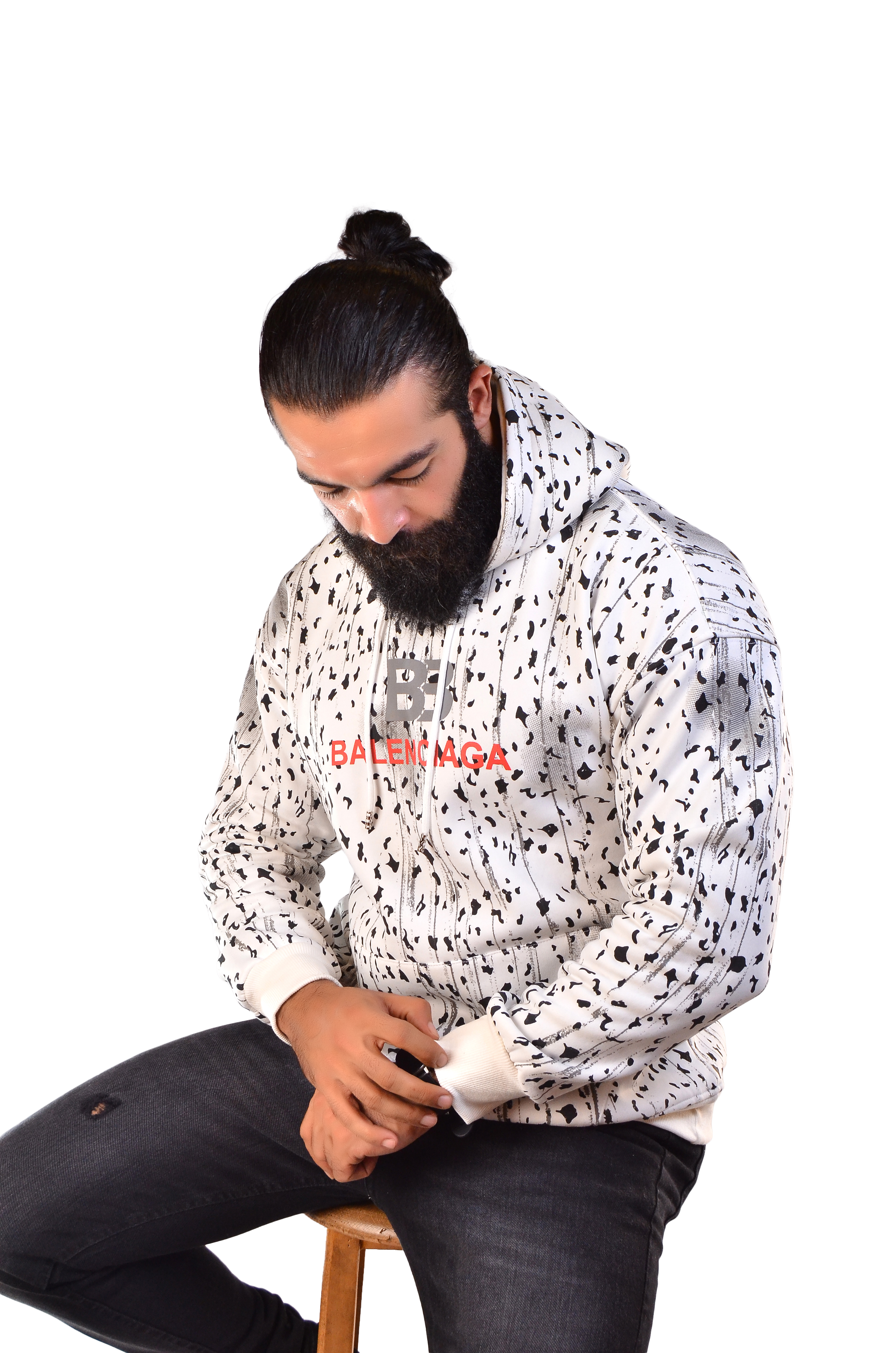 سويت شيرت تاي داي (balenciga)